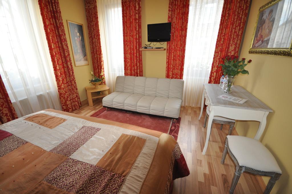 Hotel Restaurant "Athen" Münstermaifeld 외부 사진